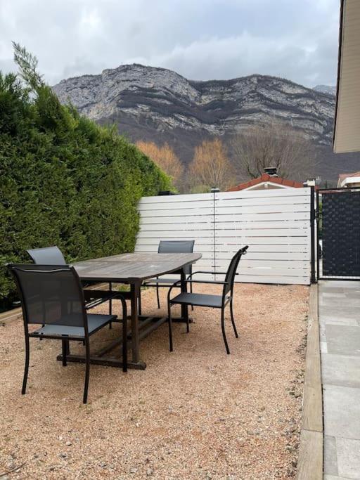 Grenoble Sud Varces Suite Privatisee Au Pied Des Montagnes Экстерьер фото